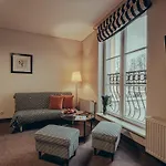 Moon Garden Hotel