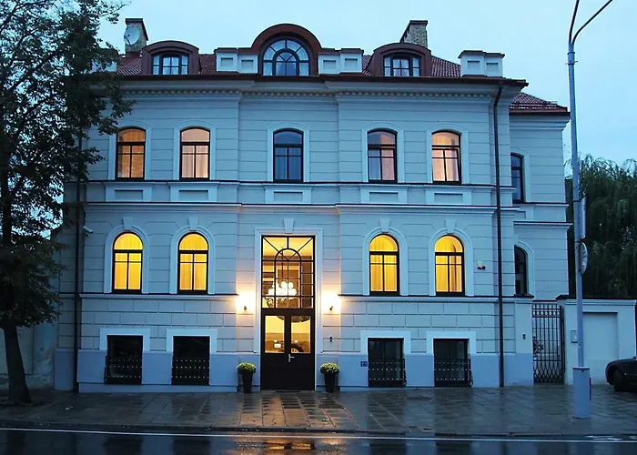 Moon Garden Hotel