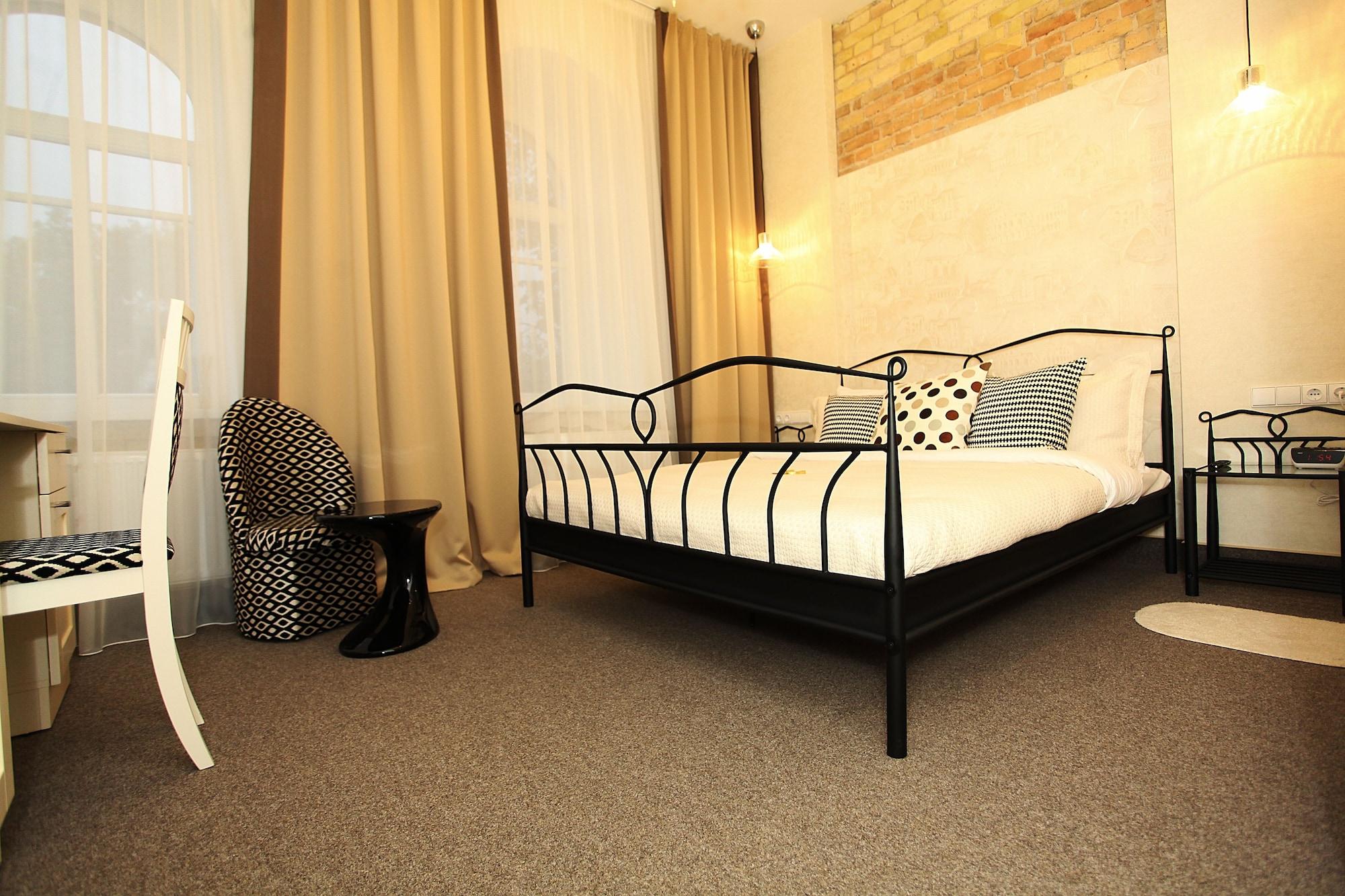 Hotel Moon Garden VNO