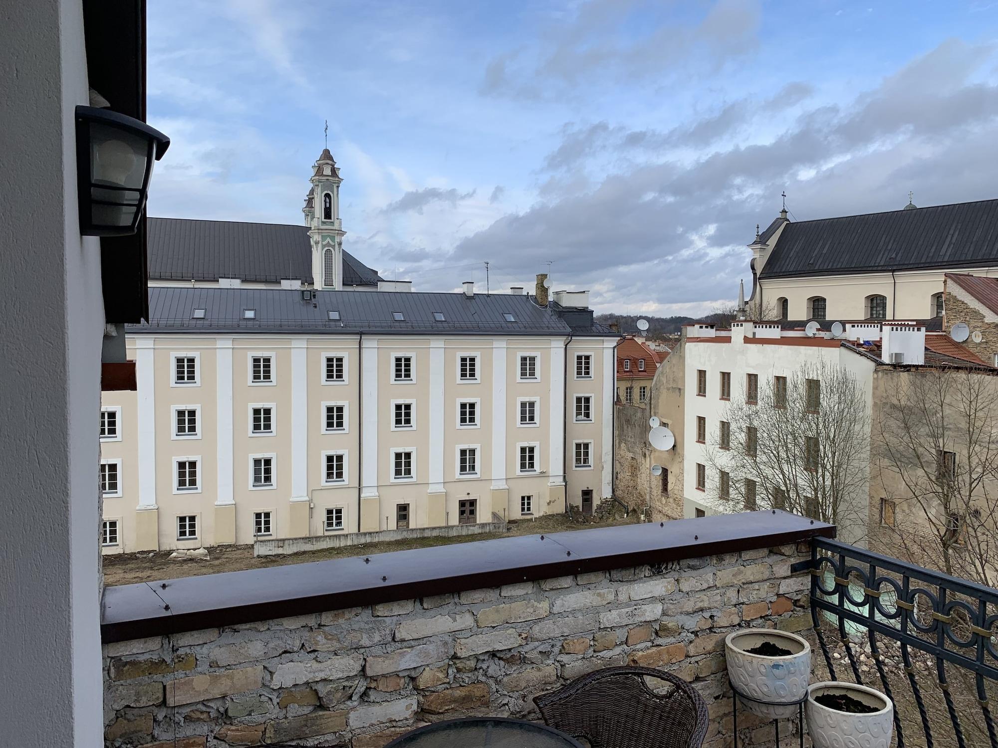 Moon Garden Hotel VNO