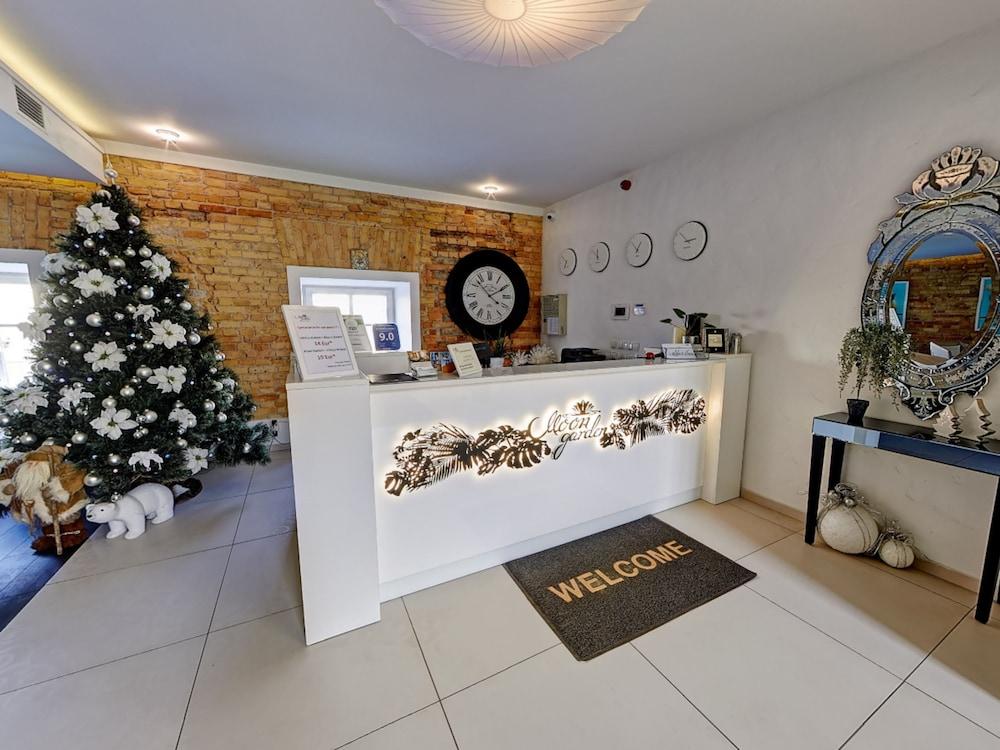 Hotel Moon Garden VNO